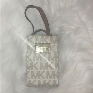 Negotiable‼️ Michael Kors crossbody